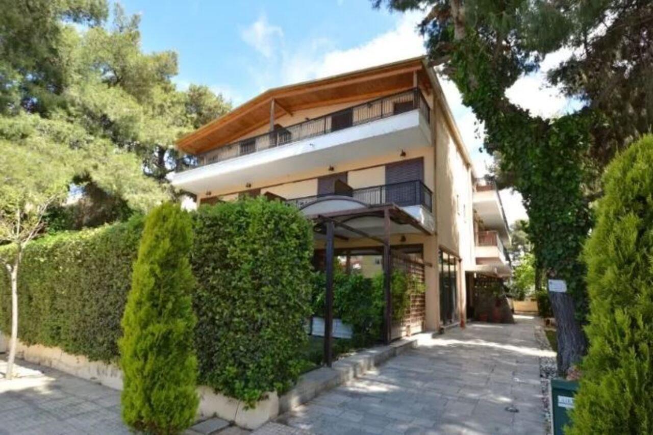 Hotel Chris Athena Bagian luar foto